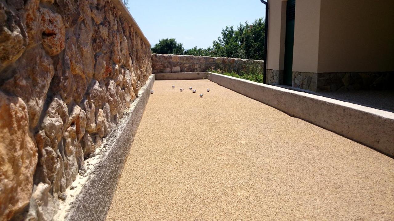 Apartments Garden Baška Eksteriør billede